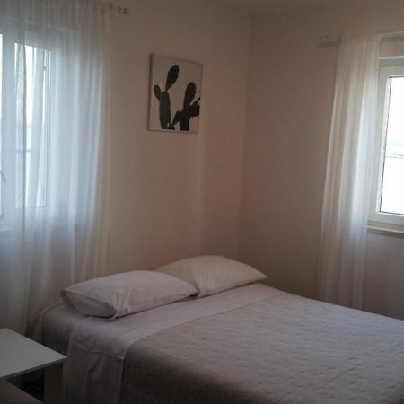 Apartman Pape Pakostane Exterior photo